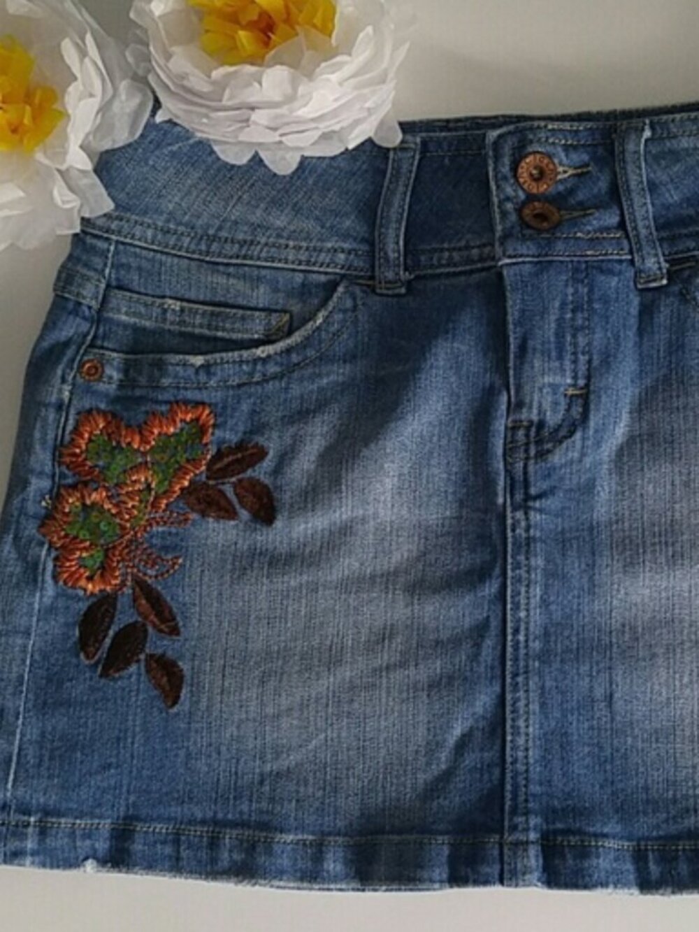 Clash SZ S Y2K Factory Distressed & Faded Stonewash Denim Embroidery Mini Skirt